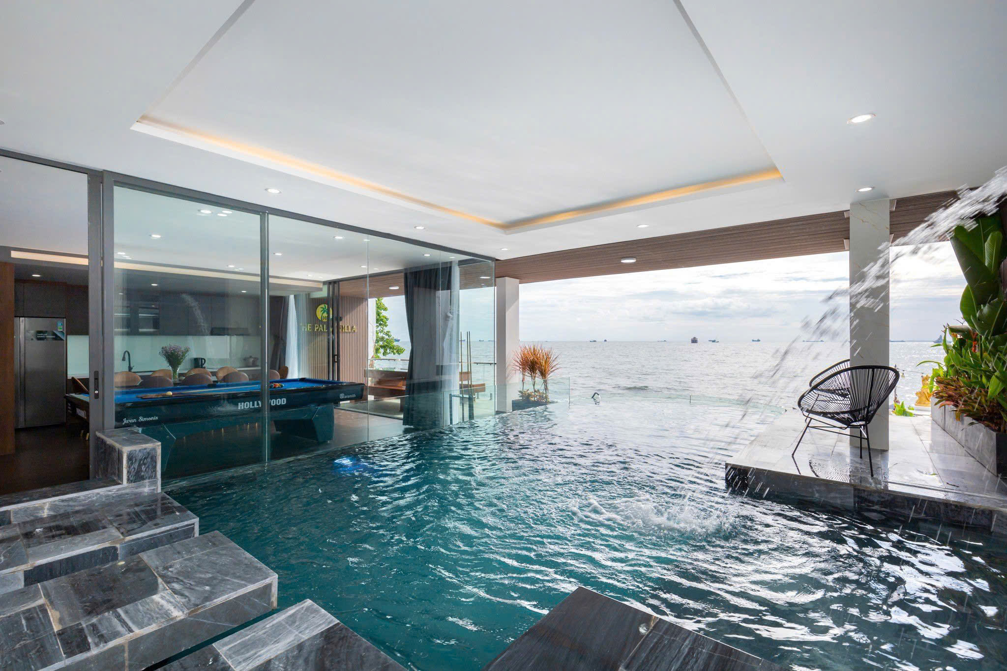 villa sát biển vũng tàu