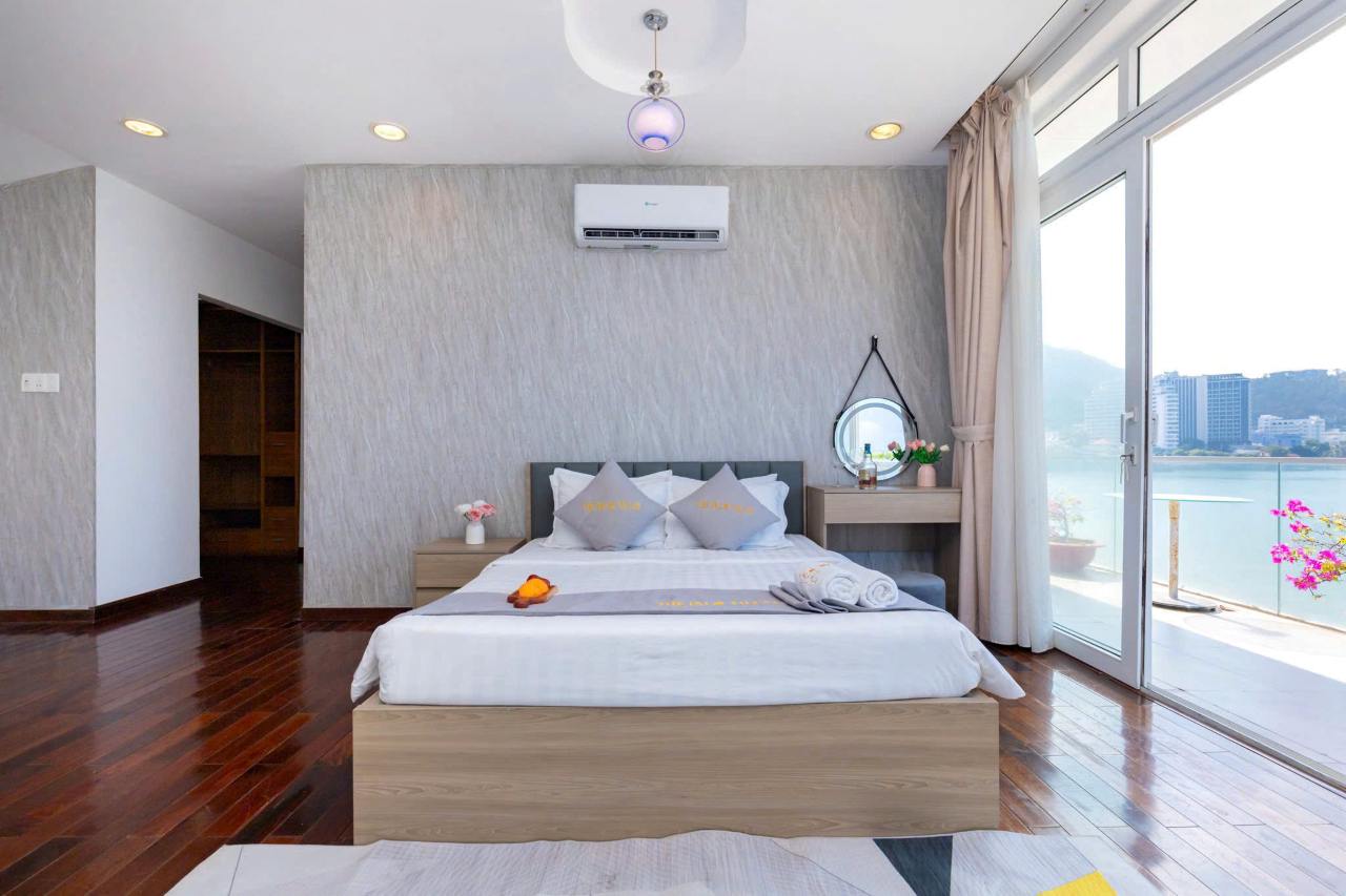 Villa Vũng Tàu Sát Biển 30 Người